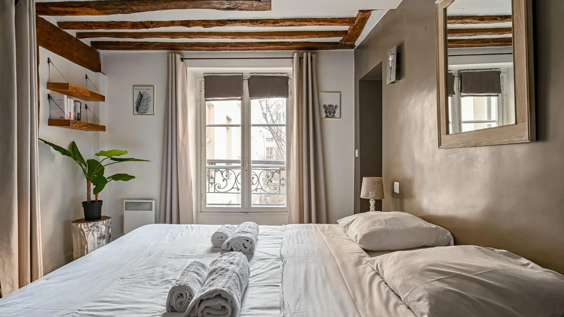 Grand 2 Pieces Typique Du Marais باريس